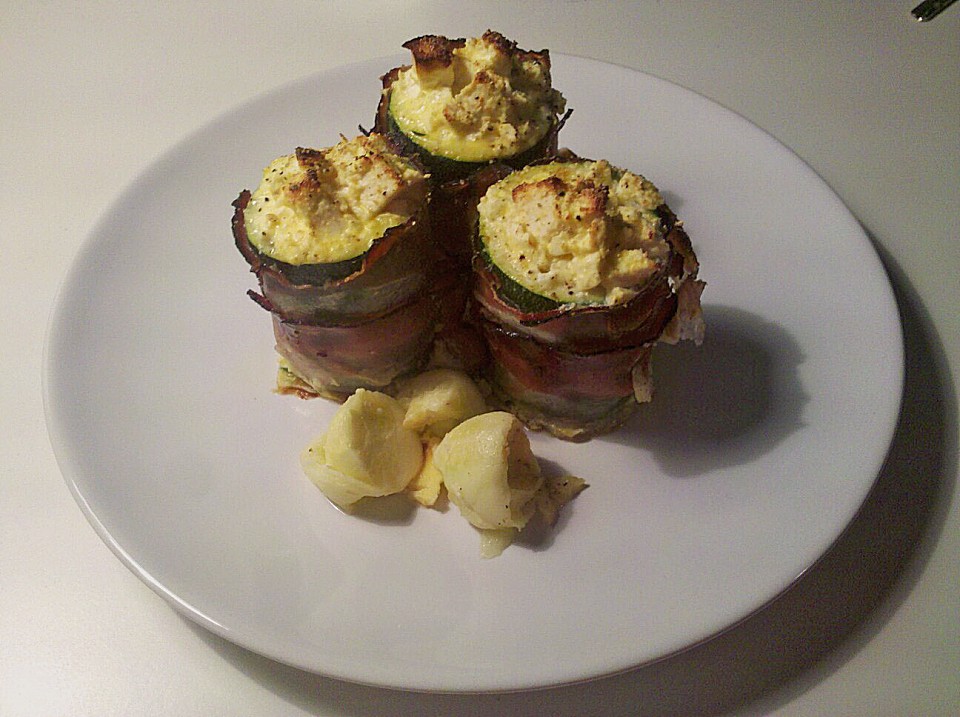 Gefüllte Zucchini mit Frischkäse von Mimmi2412 | Chefkoch.de