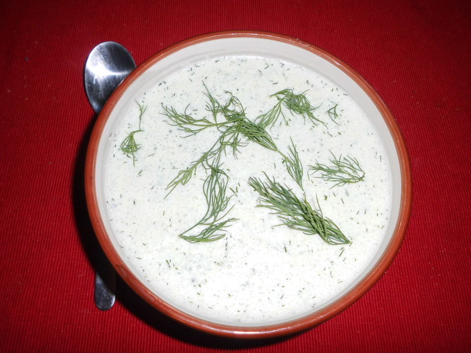 Kalte Gurkensuppe von schnucki25 | Chefkoch.de