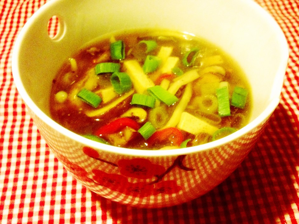 Chinesische Hot &amp; Sour Suppe von energybird | Chefkoch.de