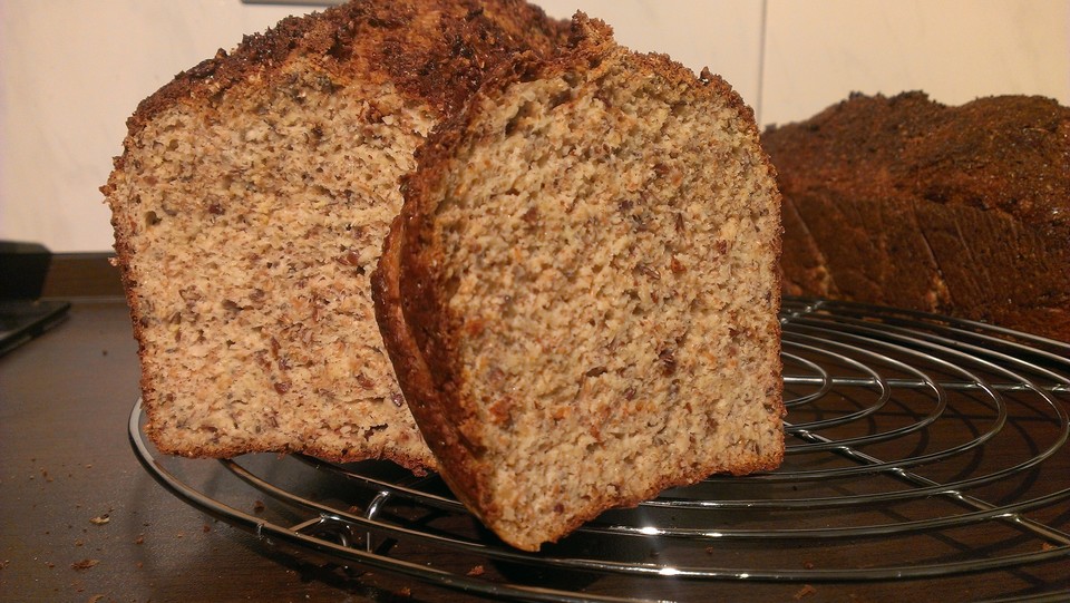 Saftiges Low Carb Brot von melfab11 | Chefkoch.de