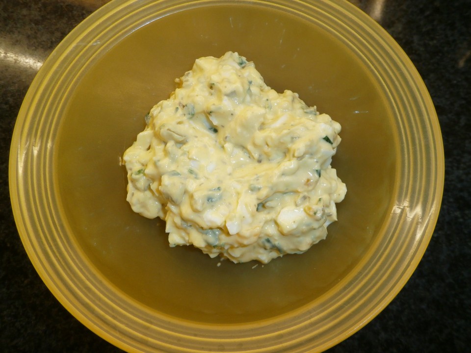 Eiersalat ohne Mayonnaise, mit fettarmem Frischkäse von Annkali ...