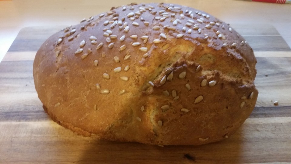 Großes Brot mit Hefe von joergel1963 | Chefkoch.de