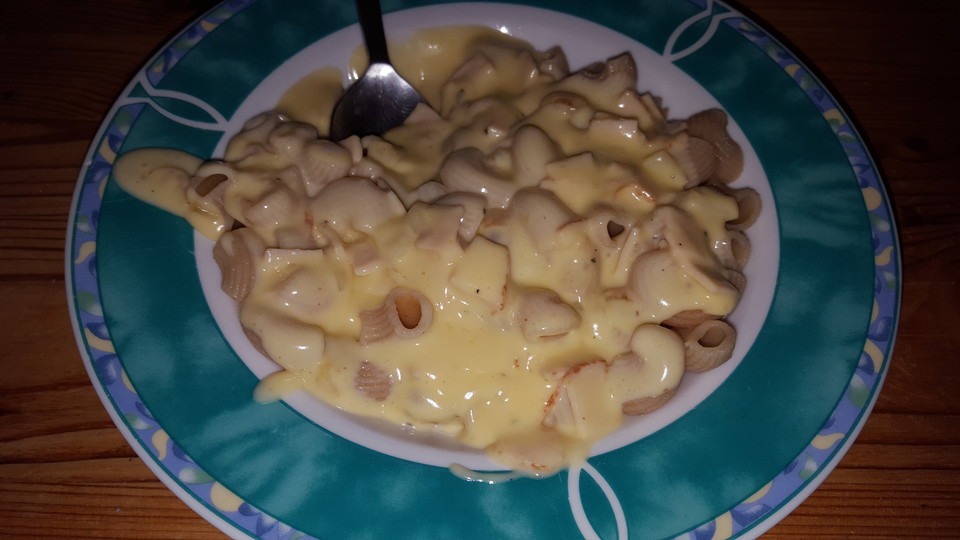 Nudeln mit Käse-Sahne-Sauce von CookBakery | Chefkoch.de
