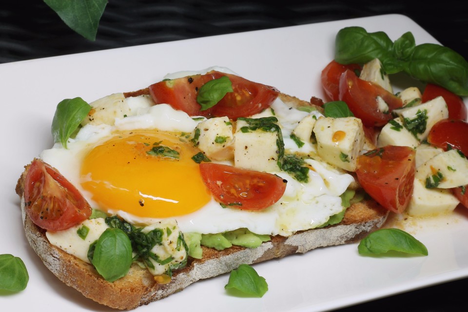 CapreseAvocadoBreakfastToast von BaliBine Chefkoch.de