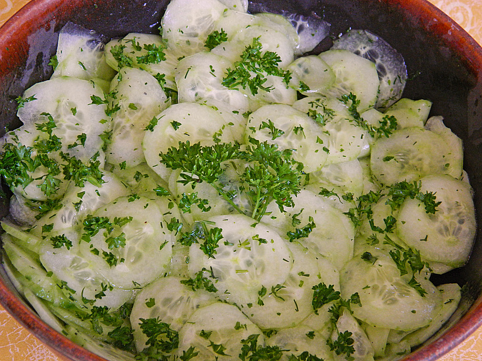 Gurkensalat mit Essig und Öl von Jill | Chefkoch.de