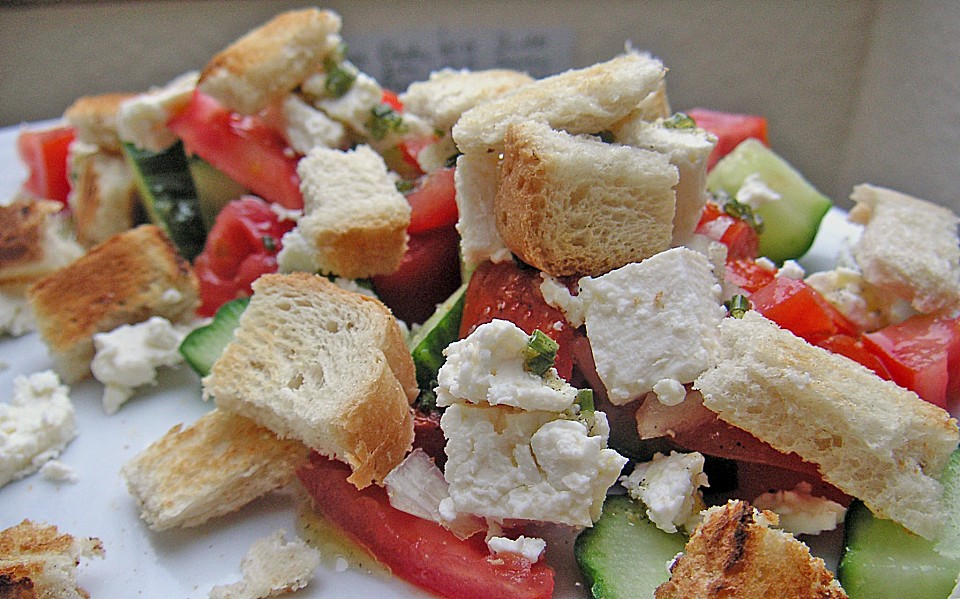 Brotsalat mit Schafskäse von Dragonfly-Lady | Chefkoch.de