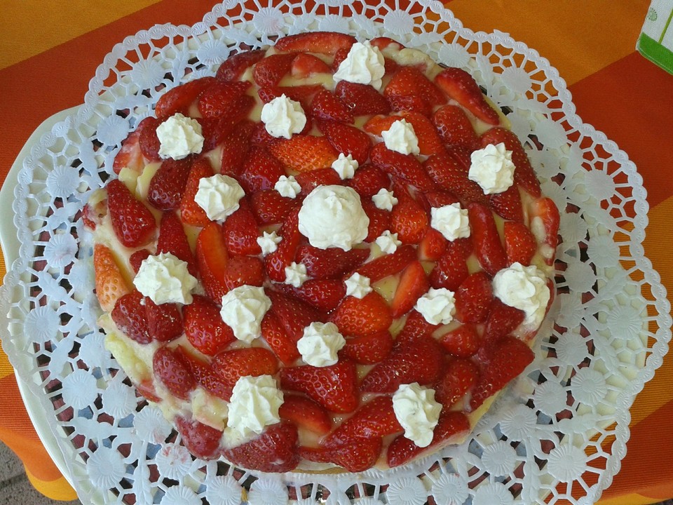 Erdbeer-Pudding-Torte (Rezept mit Bild) von Anna-LenasSpezialitäten ...