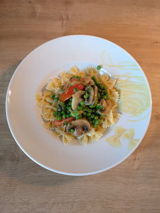Nudeln mit Champignons und Erbsen von Festivalkind | Chefkoch.de