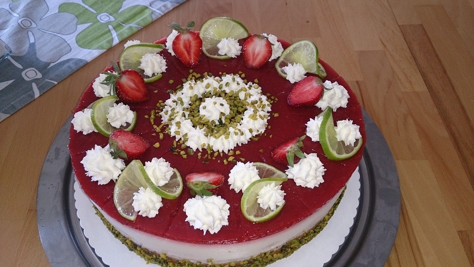 Erdbeer-Joghurt-Torte von Stitchina | Chefkoch.de