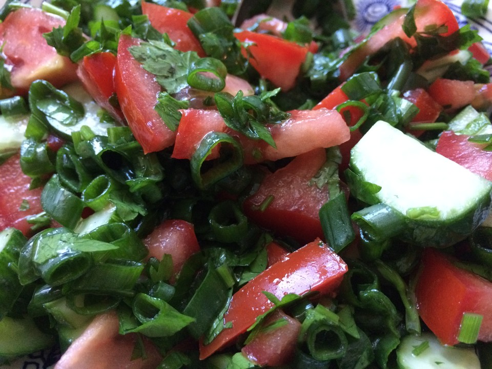 Tomaten-Gurken Salat mit Dill und Petersilie von Bentson | Chefkoch.de