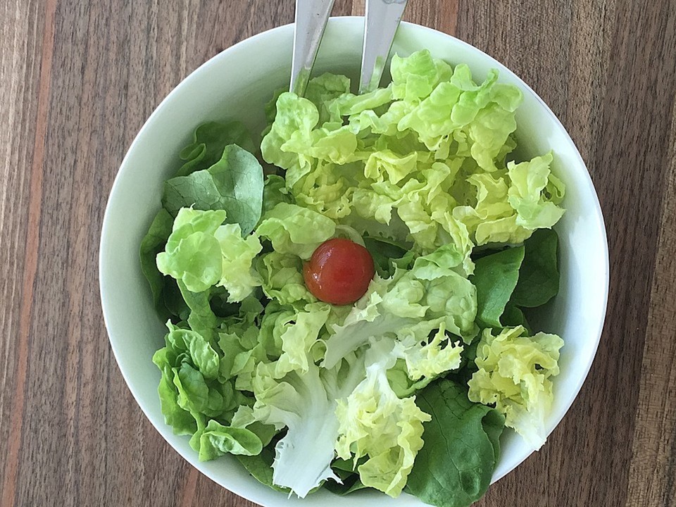 Einfache Salatsauce von Lis_Sophia | Chefkoch.de