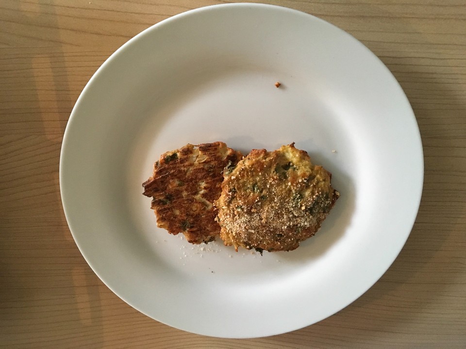 Blumenkohl-Käse-Plätzchen von Schleckerbär | Chefkoch.de