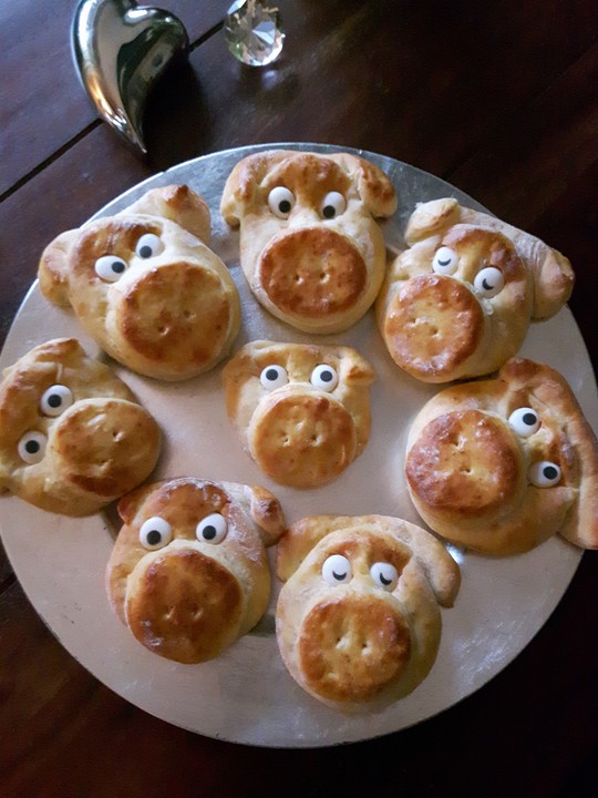 Schweinchen Dick - oder einfach leckere Quarkbrötchen von lacoterevee ...