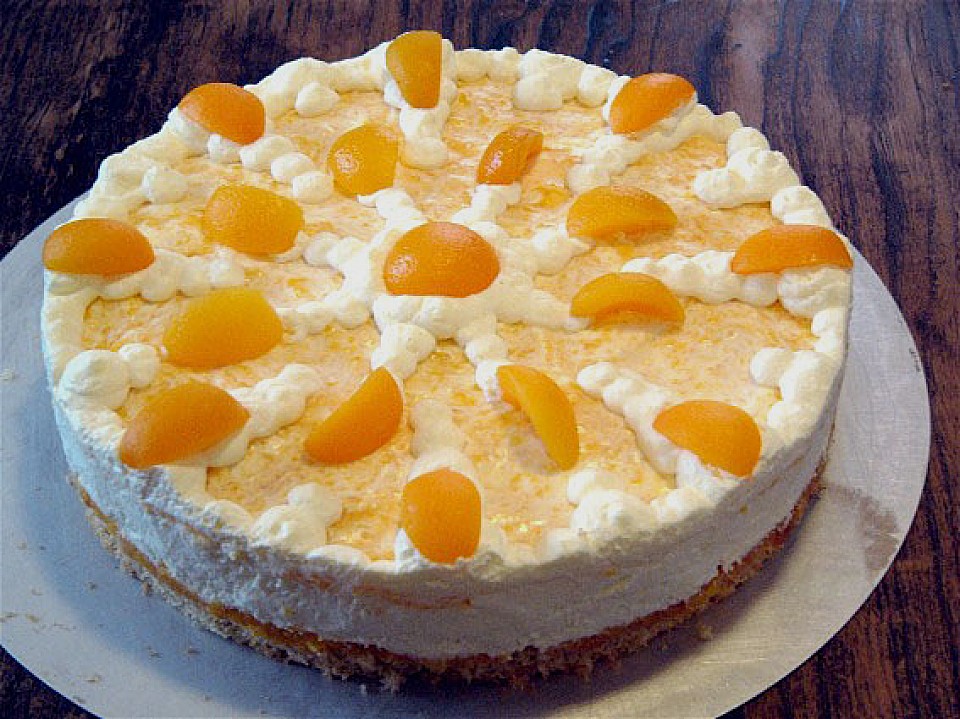 Käsesahnetorte mit Pfirsichen von Lilliane | Chefkoch.de