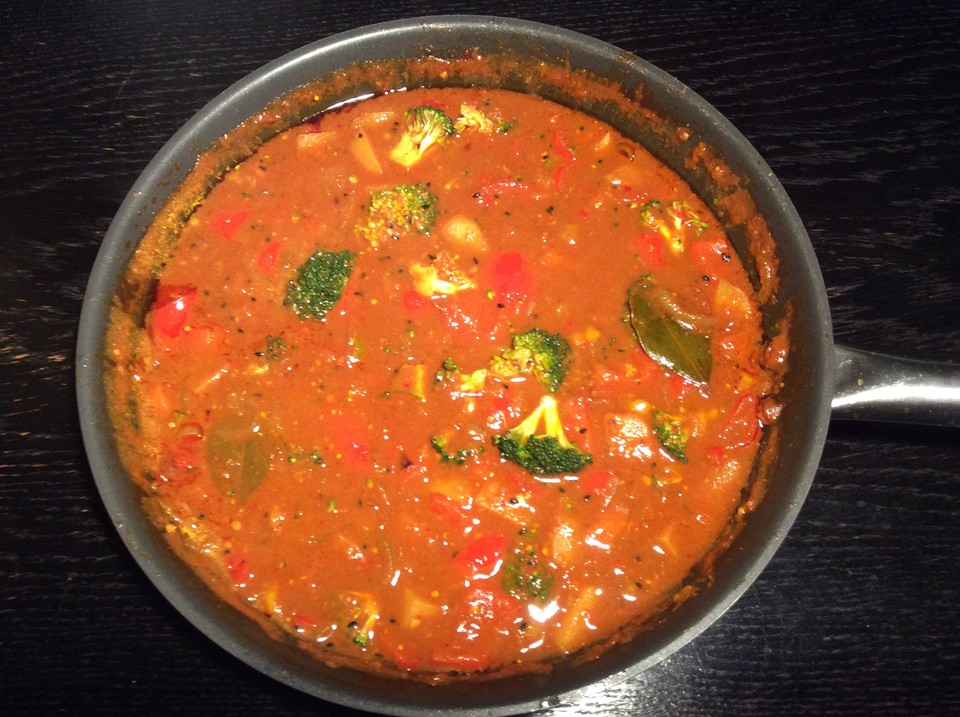 Indisches Chili-Curry mit Kartoffeln von SheldorLeCook | Chefkoch.de