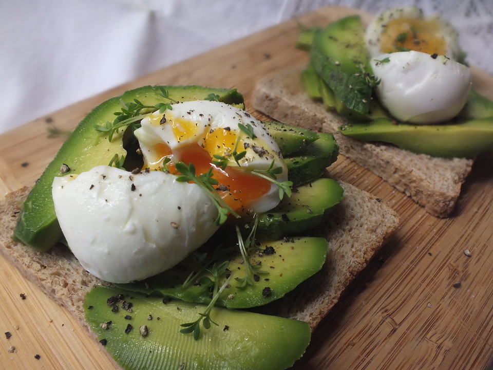 Avocado toast mit ei rezepte chefkoch de