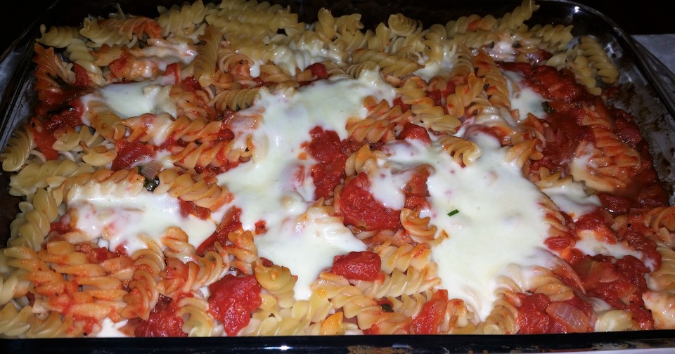 Nudelauflauf mit Tomaten und Mozzarella von nerorose | Chefkoch.de