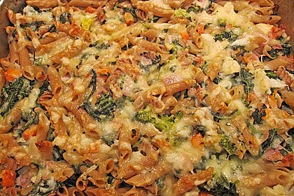 Brokkoli - Nudelauflauf mit Kräuter - Schmelzkäsesoße 13