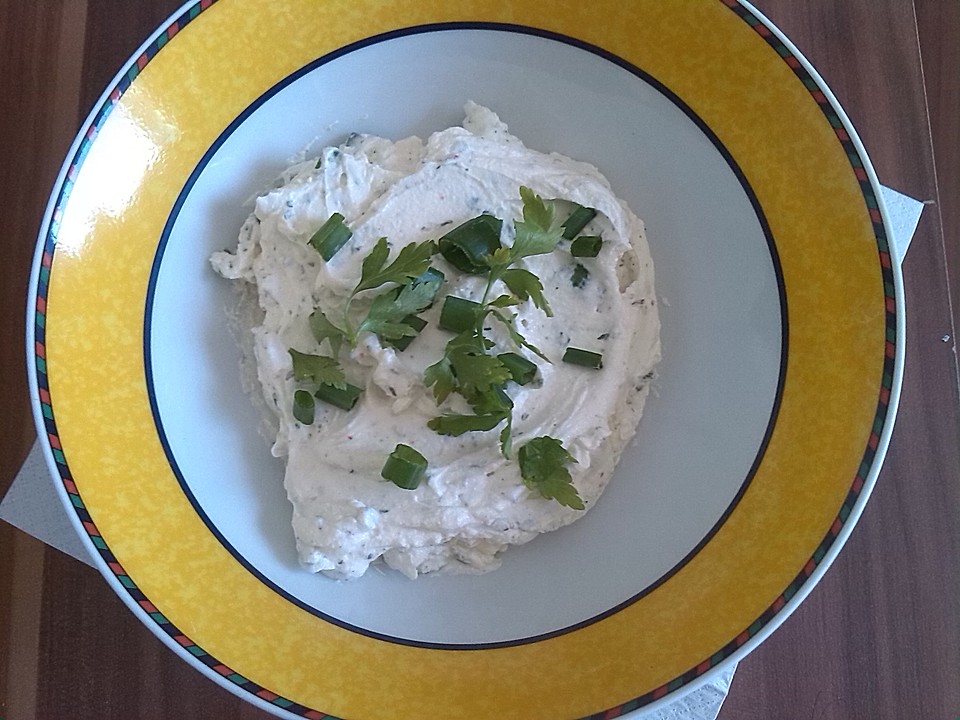 Frischkäse - Dip mit Frühlingszwiebeln von Müsje | Chefkoch.de