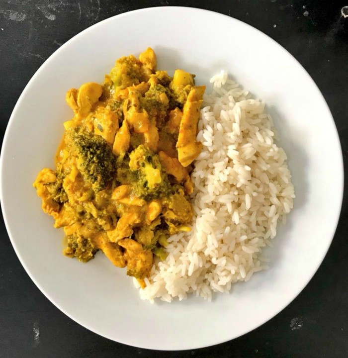 Gelbes Hähnchencurry mit Reis von SophiesHealthyTreats | Chefkoch.de