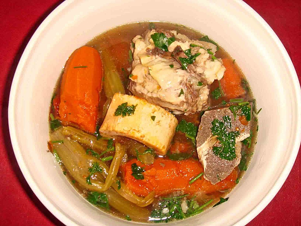 Rindfleischsuppe klassisch von tzampika | Chefkoch.de