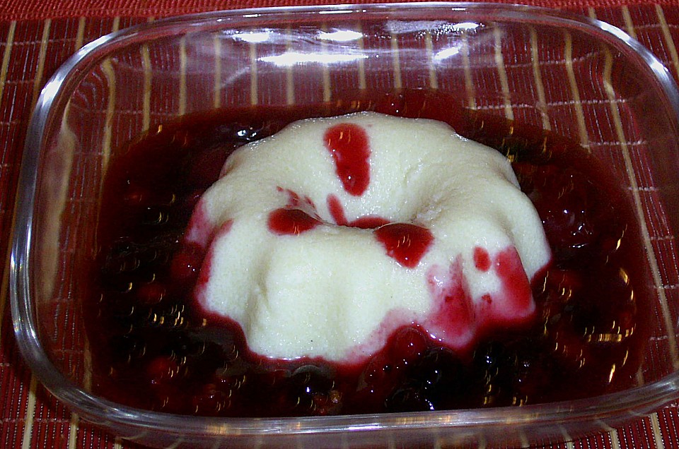 Grießpudding mit Sahne von TinchenTine | Chefkoch.de