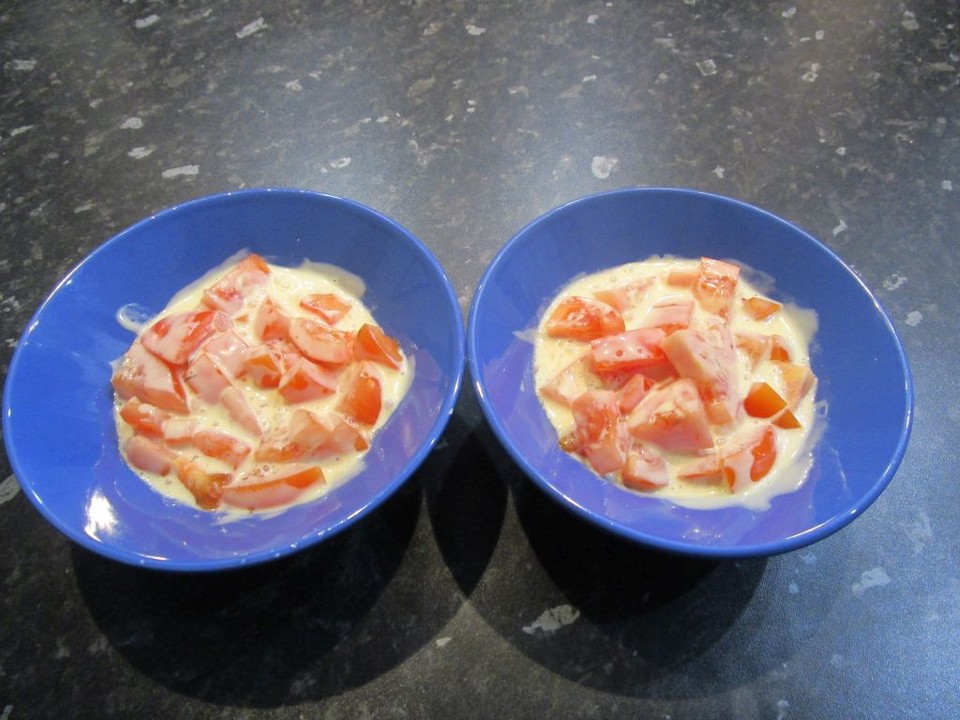 Tomatensalat mit Schmand und Honigsenf von samorockt | Chefkoch.de