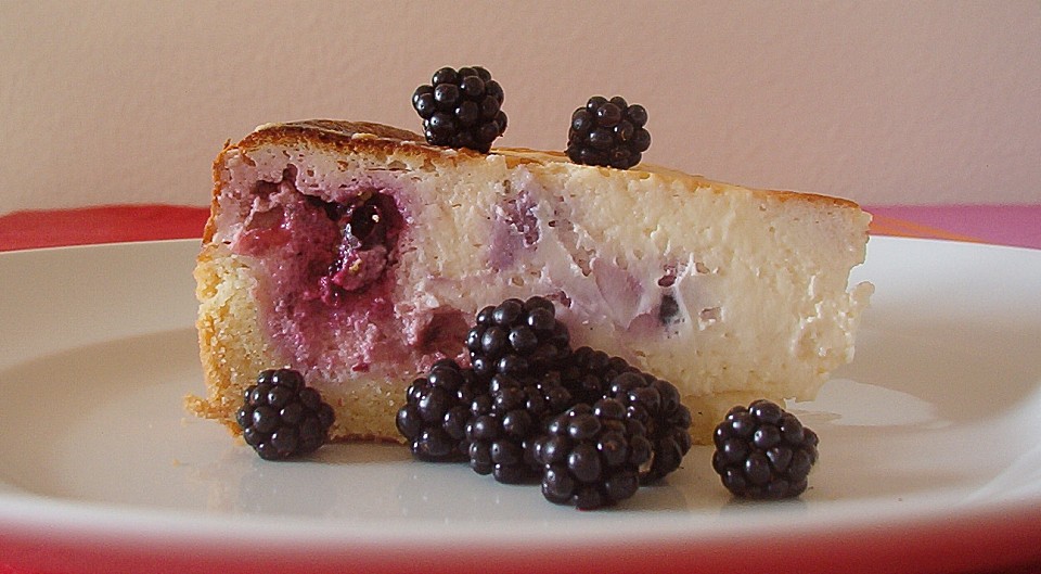 Käsekuchen mit Waldbeeren von Ingrid_R | Chefkoch.de