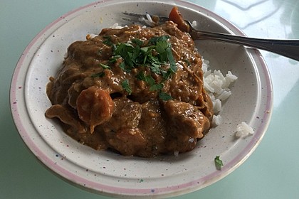 Afrikanischer Erdnusstopf 22