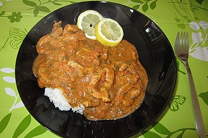 Afrikanischer Erdnusstopf 11