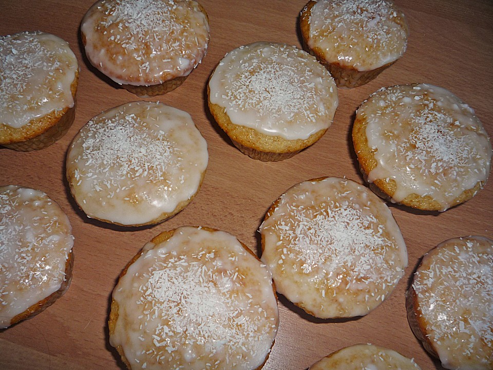 Zitronen-Kokos-Muffins von Rosenblatt12 | Chefkoch.de