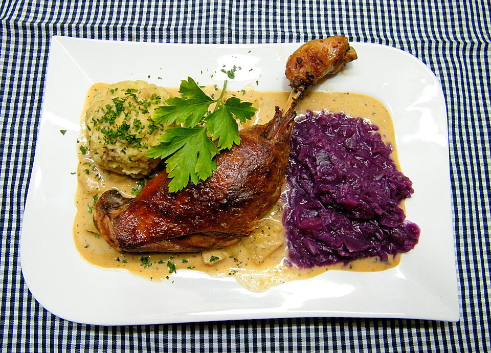Entenkeulen Im Backofen Essen Und Trinken Geschmorte Entenkeulen von usarobert | Chefkoch.de