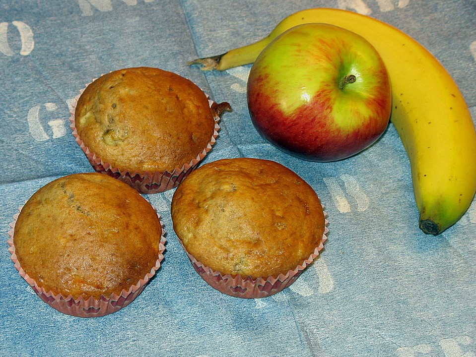 Bananen - Apfel - Muffins von Bezwinger | Chefkoch.de