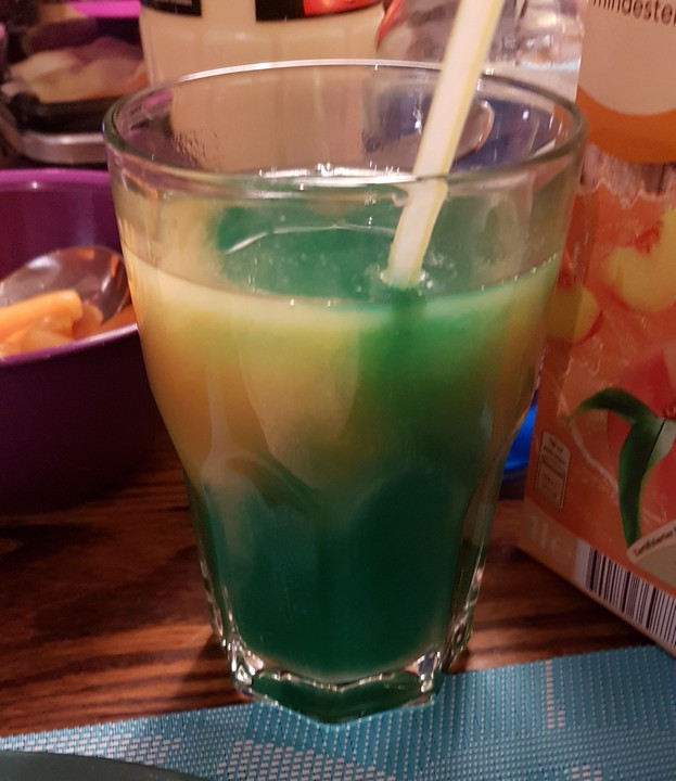 Blue Curaçao - Cocktail von jessy333 | Chefkoch.de