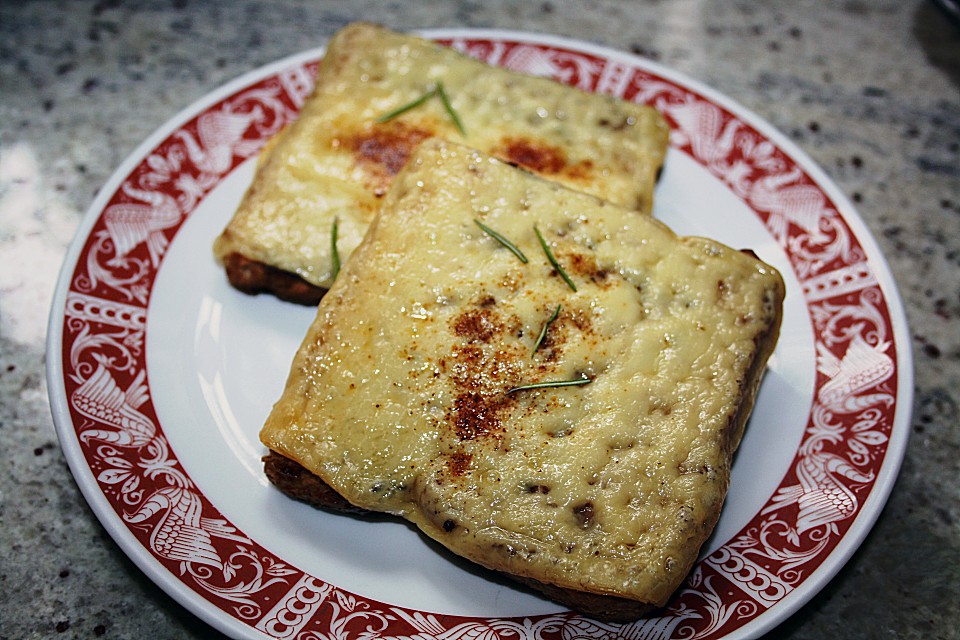 Käsetoast von Suppenhuhn | Chefkoch.de Käsetoast von Suppenhuhn | Chefkoch.de