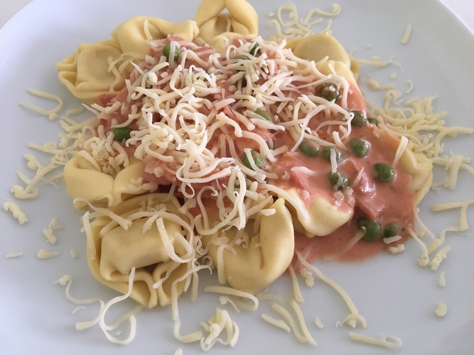 Tortellini mit Käse - Schinken - Soße von Benny0212 | Chefkoch.de