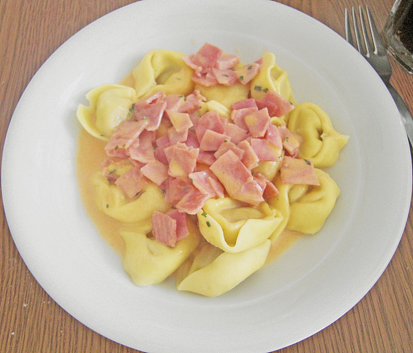 Tortellini mit Käse - Schinken - Soße von Benny0212 | Chefkoch.de