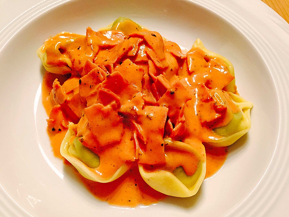 Tortellini mit Käse - Schinken - Soße von Benny0212 | Chefkoch.de