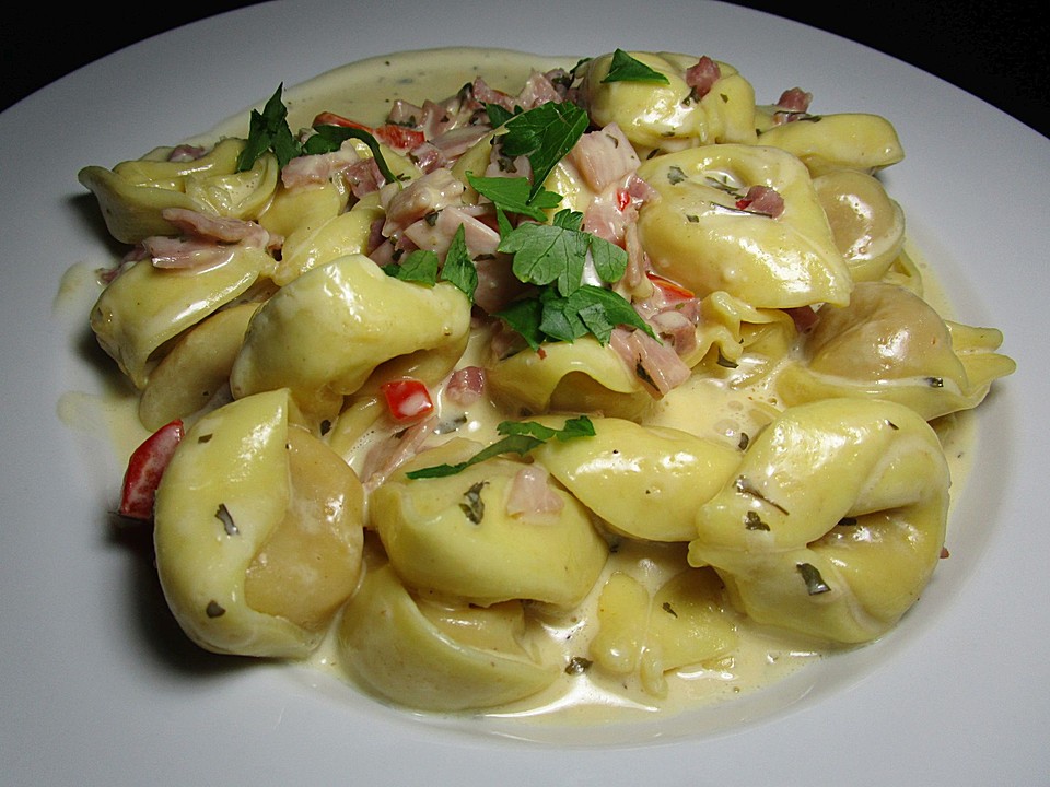 Tortellini mit Käse - Schinken - Soße von Benny0212 | Chefkoch.de