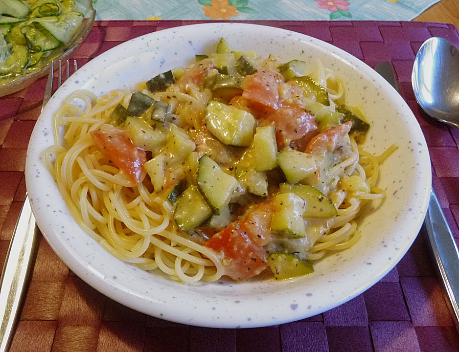 Tomaten-Zucchini-Spaghetti von skadel | Chefkoch.de