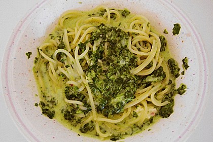 Spaghetti mit Spinatsauce 13