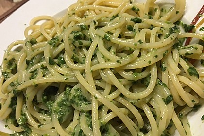 Spaghetti mit Spinatsauce 8