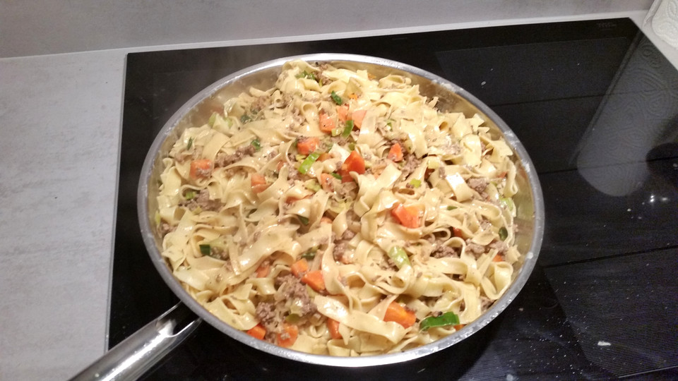 Curryrahm - Nudeln mit Hackfleisch von (Daniela) | Chefkoch.de