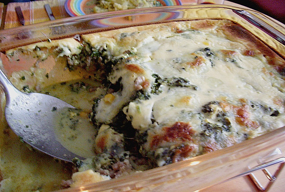 Spinat - Hackfleischauflauf mit Püreekartoffeln und Käse überbacken von ...