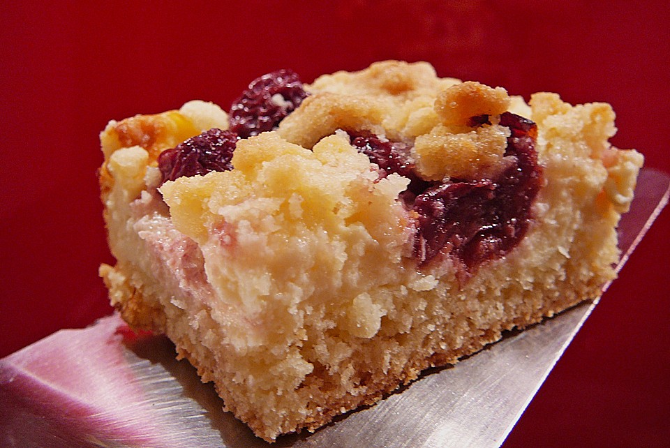 Blech - Kirsch - Käse - Kuchen mit Streuseln von Aurora7528 | Chefkoch.de