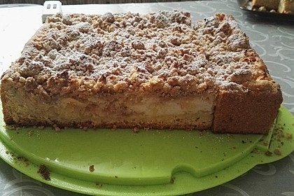 Apfel - Streuselkuchen mit Pudding 17