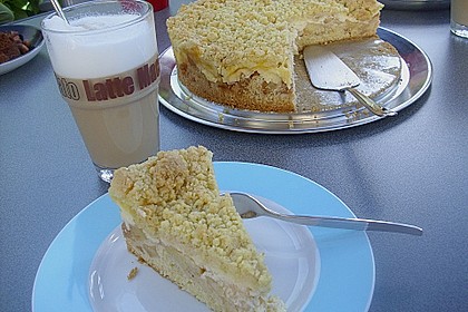 Apfel - Streuselkuchen mit Pudding 13