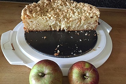 Apfel - Streuselkuchen mit Pudding 16
