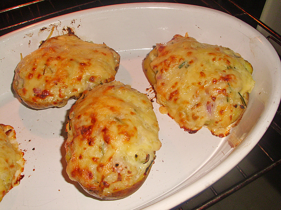 Lecker gefüllte Ofenkartoffeln von alina1st | Chefkoch.de