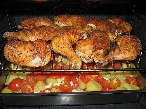 Hähnchenschenkel mit Ofen - Schmand - Gemüse (Rezept mit Bild ...